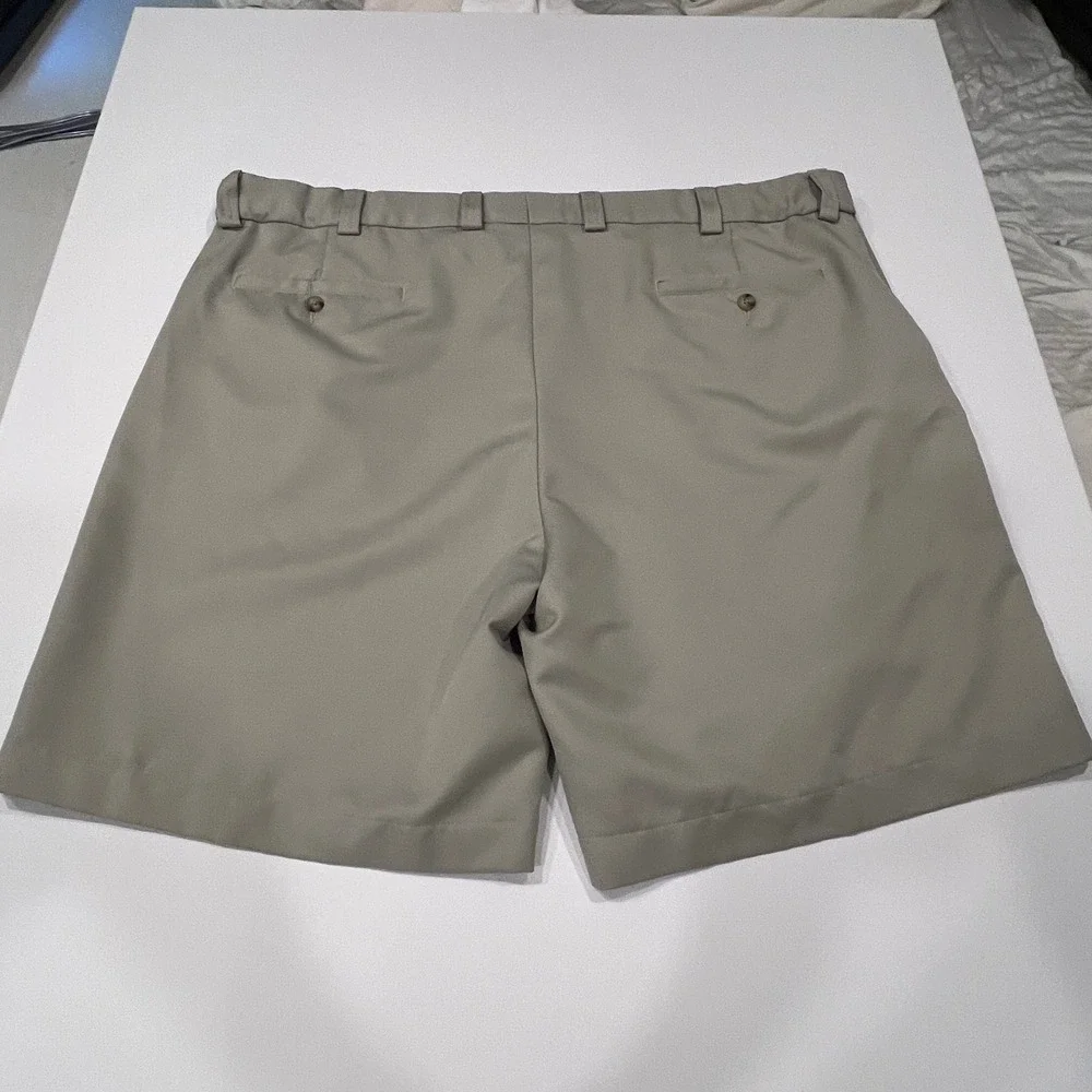 Oak Hill Mens Khaki Chino Shorts Size 48 Flat Front Golf Casual Tan DXL